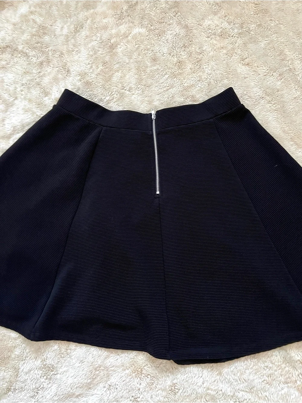 DIVIDED H&M Woman's Black Sunflower Patch Midi-Length Skirt Size L